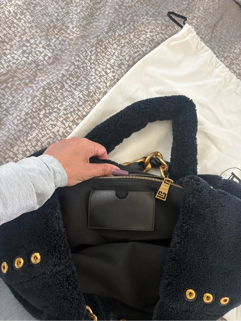 Balmain Black Faux Shearling Tote with Gold Chain Handles - Picture 6 of 8